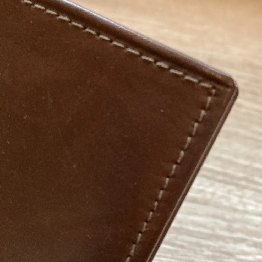Wallet bifold with money clip in brass fandango calf leather